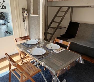 Villefranche-sur-Mer Apartment | Charmant studio climatisé centre Villefranche sur mer