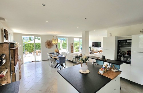 Saint-Paul-de-Vence Villa | Charming 3-bedroom Villa in Vence with Mountain View - Modern/Boho, AC, Pool