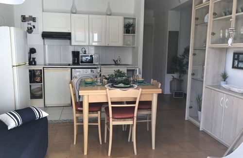 Juan-les-Pins Apartment | Charming apartment in the heart of Juan les Pins