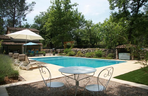 Fayence Cottage | Charming cottage in serene woodland setting, aircon, wifi