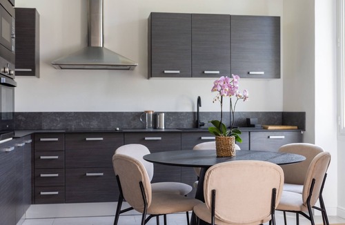 California - Pezou Apartment | Charming Family Duplex in a Peaceful Residence