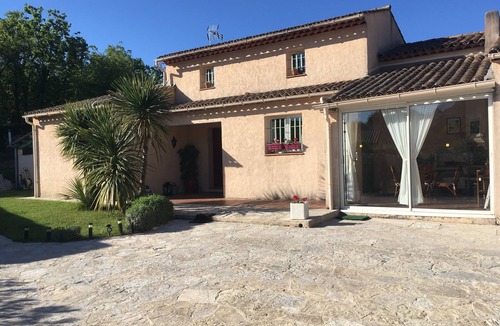 Vence Villa | CHARMING FAMILY VILLA WITH SWIMMING POOL 15 MINUTES FROM THE SEA