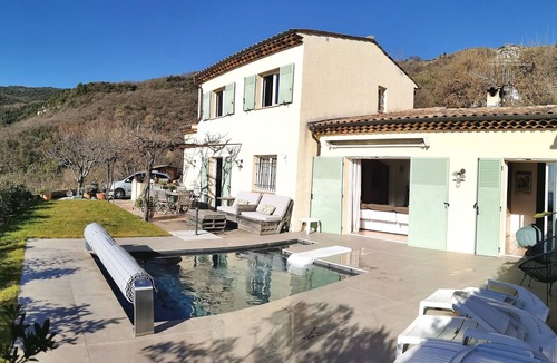 Tourrettes-sur-Loup House | Charming house, pool and beautiful sea view