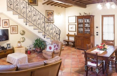 SantʼAndrea di Compito House | charming holiday home surrounded by greenery 5km from the walls of Lucca