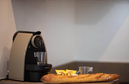 Juan-les-Pins Apartment | Charming Riviera 1E - One Bedroom Apartment, Sleeps 4