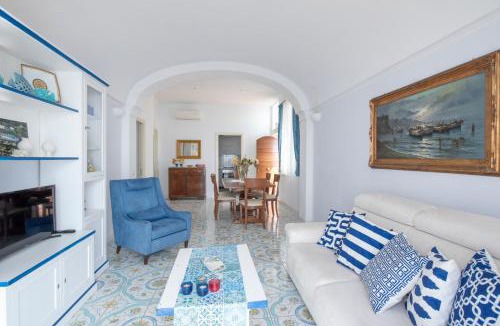 Conca dei Marini Villa | Charming Villa 1B - 2B, 200 stairs from the road by Wonder Tour