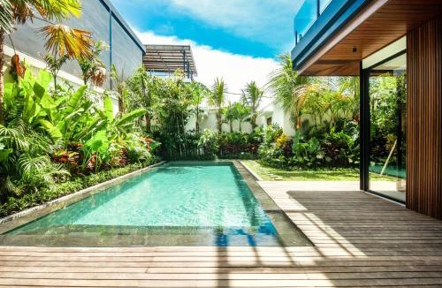 Munggu Villa | Chic 4br, 200m To Canggu's Blissful Beach Haven