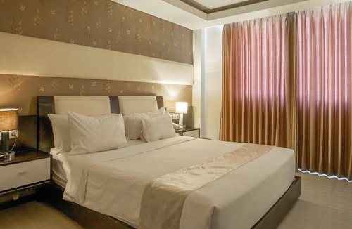 Denpasar Barat Hotel | Chic City Hotel Denpasar (20 min to beach - Central BALI)