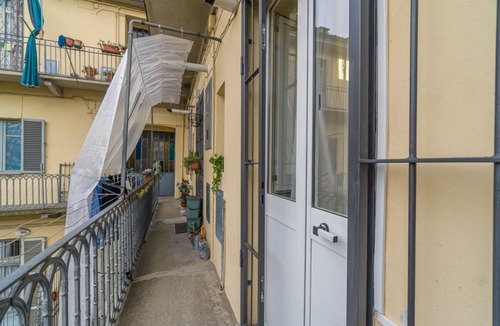 Cit Turin Apartment | Chic Mini Studio x2 within walking distance of Porta Susa