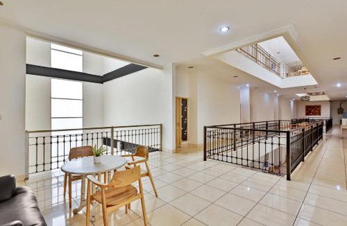 Cinere Hotel | Cinere Inn & Residence