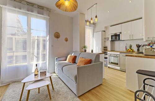 Liberation Apartment | City Center - Magnificent Apartment - Cozy - Wifi
