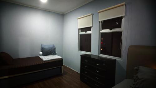 Jakarta Apartment | Classy! 2BR Apartment - Modern Comfort in West Jakarta CBD
