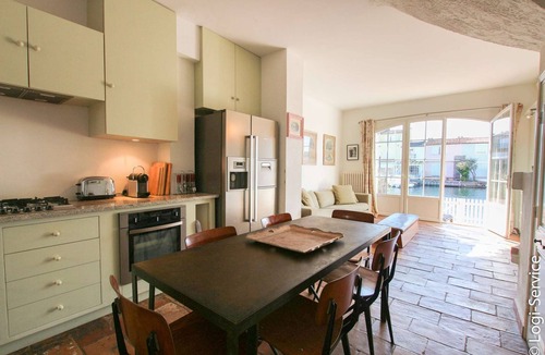 Port Grimaud House | Close to the beach 2 houses 11 persons et mooring