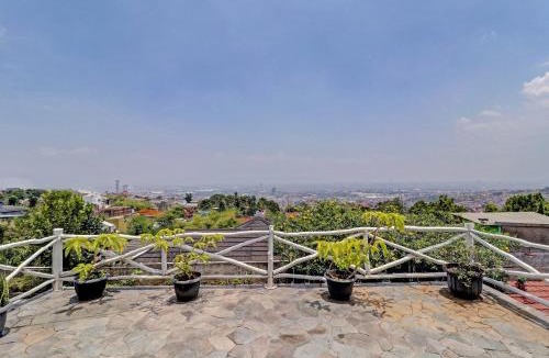 Bandung Hotel | Collection O 90617 Rumah Oma Opa Syariah