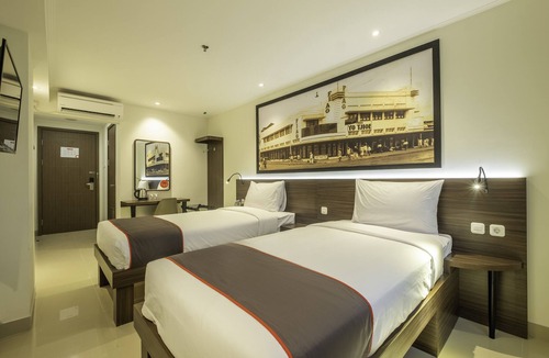 Astana Anyar Hotel | Collection O Hotel Pasar Baru Heritage