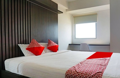 Gunung Putri Hotel | Collection O SSR Apartemen Gunung Putri Square