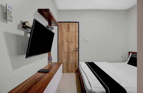 Bogor Barat Hotel | Collection O Yayah Residence