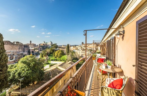 Monti Apartment | Colosseum - Penthouse Terraced for 8 persons.
