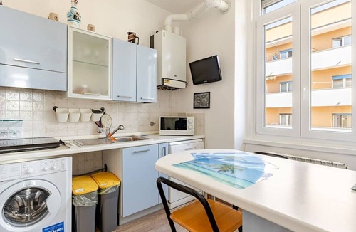 Barriera Vecchia-San Giacomo Condo | Comfort & Space with Parking Near the Center of Trieste