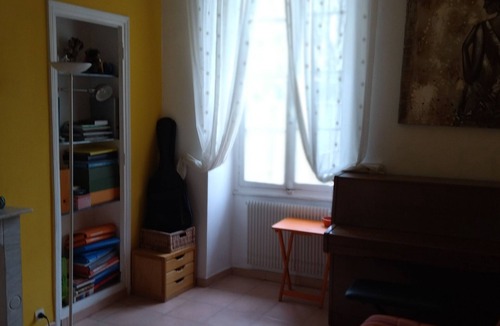 Quartier du Port Apartment | Comfortable apartment close to the historic center and the sea