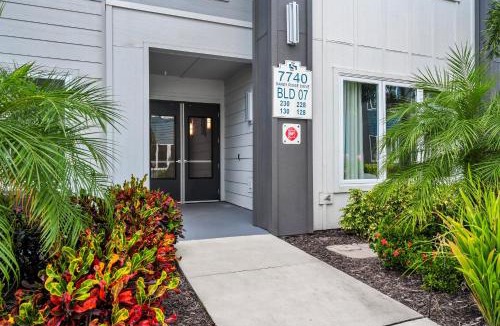 Reunion Apartment | Comfortable Condo Near Disney With Resort & Waterpark Access - B7 - 128
