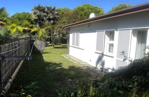 Bibione Pineda Villa | Comfortable villa with a big private garden