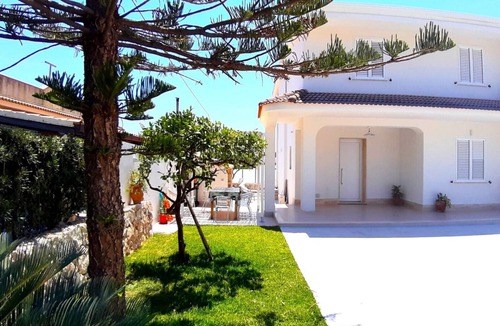 Noto Marina Villa | Comfortable villa near the sea of Noto, completely renovated