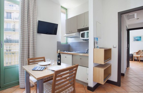 Gambetta Condo | Condo ∙ 1 bedroom ∙ 2 guests