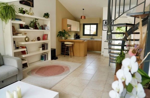 Saint-Paul-de-Vence Villa | Contemporary Villa - Private Domain with Pool in Saint-Paul de Vence