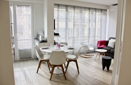 Nice City Centre Apartment | CONTEMPORARY APARTMENT NICE HYPER CENTER 2 MINUTES BEACHES