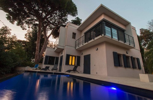 Cannes Villa | CONTEMPORARY VILLA IN CANNES