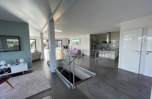 Saint Antoine Villa | Contemporary villa with sea and mountain views 10 minutes from the beach