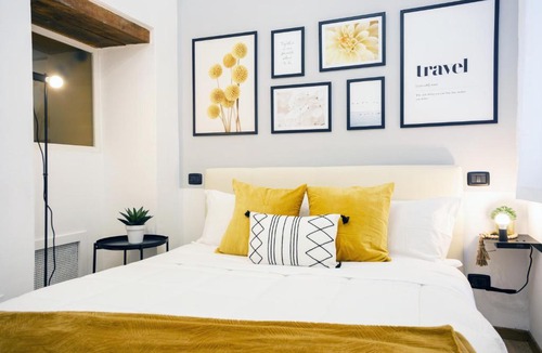 Old Town Apartment | Corso Vannucci Central Apartment