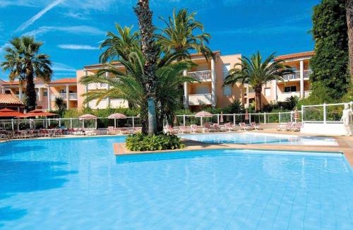 Golfe Juan Apartment | Cosy 1 bed in Golfe Juan - tennis * pool & beach!