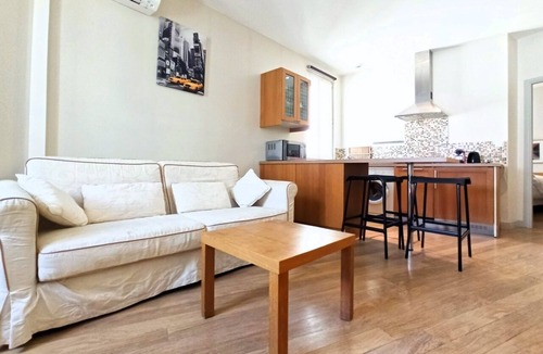 Cannes City Centre Apartment | Cosy and Elegant 1 Bedroom Rue Florian