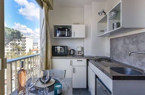 Pointe Croisette Apartment | Cosy apartment for 2 guests with WIFI and TV
