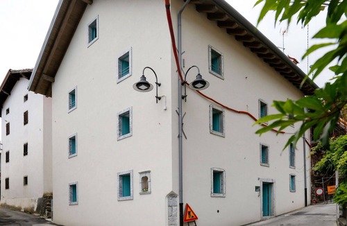 Raveo Apartment | Cosy apartment for 2 guests with WIFI, TV, patio and pets allowed