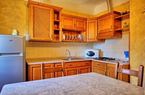 Massarosa Apartment | Cosy apartment for 4 people with WIFI, pool and TV, close to Viareggio