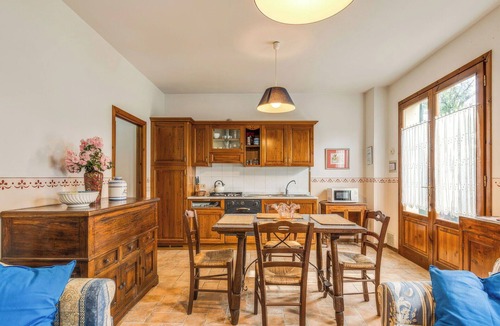 Gavignano Villa | Cosy apartment in villa for 4 people with WIFI, pool and TV, close to San Gimignano