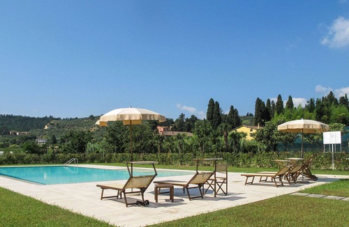 San Michele di Moriano Villa | Cosy apartment in villa for 5 people with A/C, pool, WIFI, TV and terrace