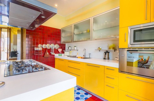 Civitanova Marche Apartment | Cosy apartment for 7 people with WIFI, A/C, TV and balcony