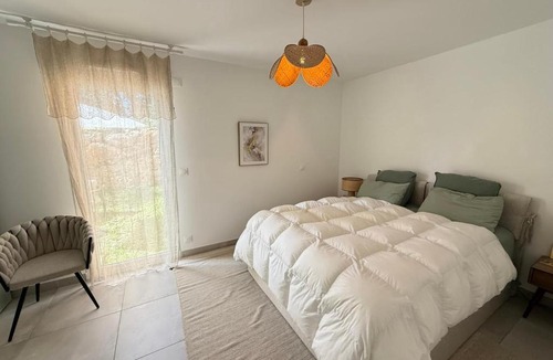 Valbonne Apartment | Cosy flat - Garden - Swimming pool