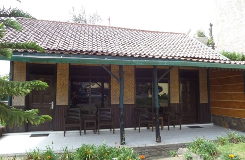 Tengger Caldera Apartment | Cottage 4 Pax at Lava Lodge