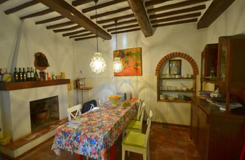 Santa Maria del Giudice House | Cottage in Lucca with Pool & Countryside Charm