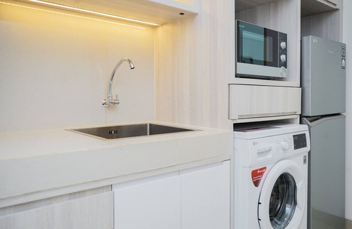 Pondok Aren Apartment | Cozy And Homey Studio At Bintaro Embarcadero Apartment