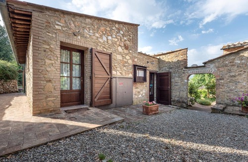 Simignano Apartment | Cozy apartment in Casole d'Elsa with WiFi