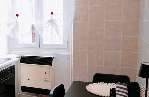 Barriera Vecchia-San Giacomo Apartment | Cozy apartment in Trieste for families and couples with kitchen and Wi-Fi