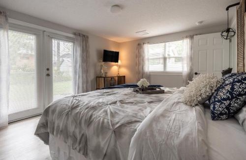 Lake Eola Heights Apartment | Cozy Apartments in the Triplex House, Historic District of Orlando