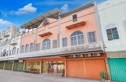 Tanjung Uncang House | Cozy Double Escape W/Free WiFi and Parking