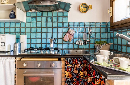 Cascina Apartment | Cozy Green Country House with Garden & Parking